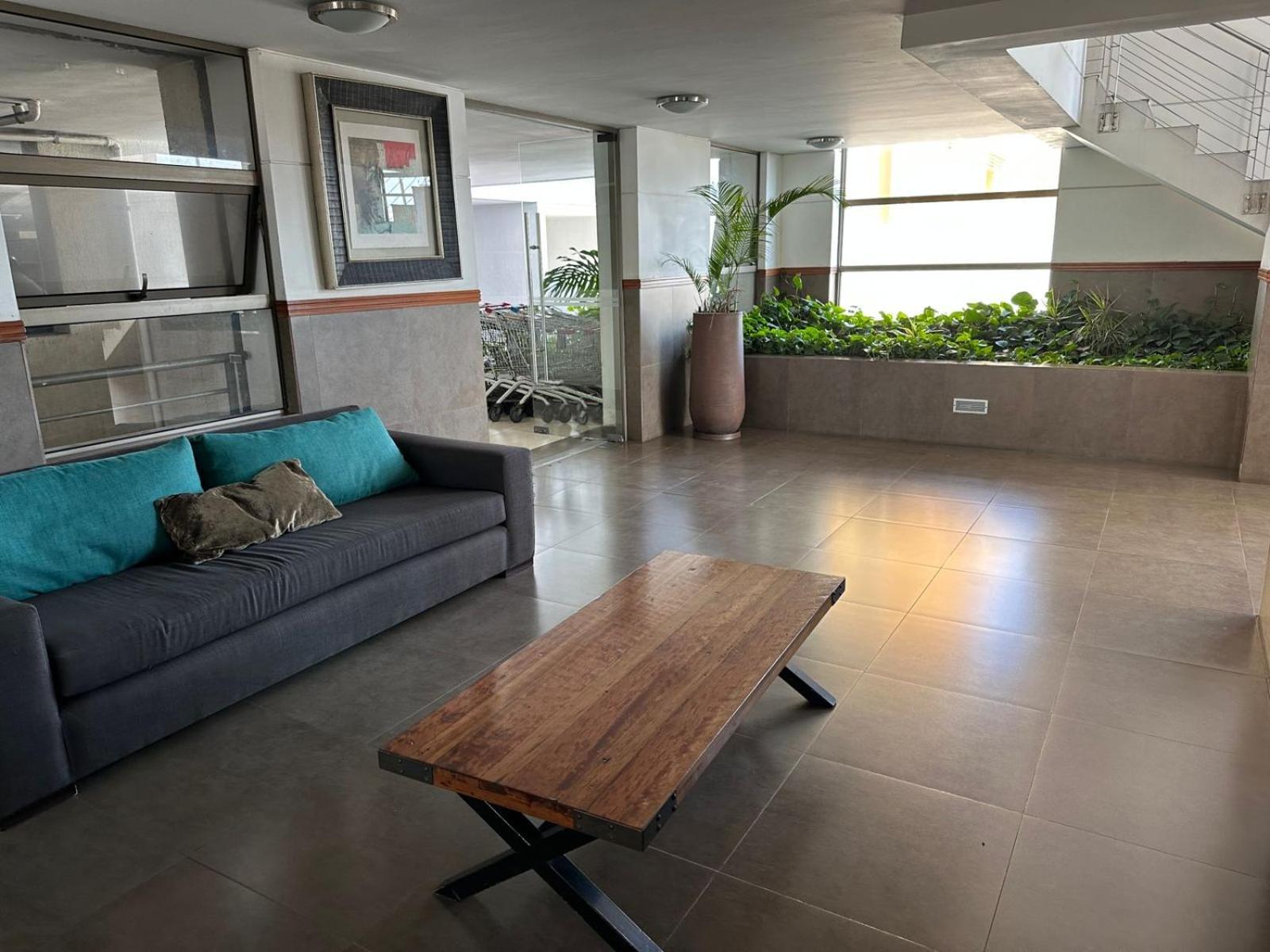 Departamento Detras De Playa Brava Avenida Cerca De Jumbo Apartment